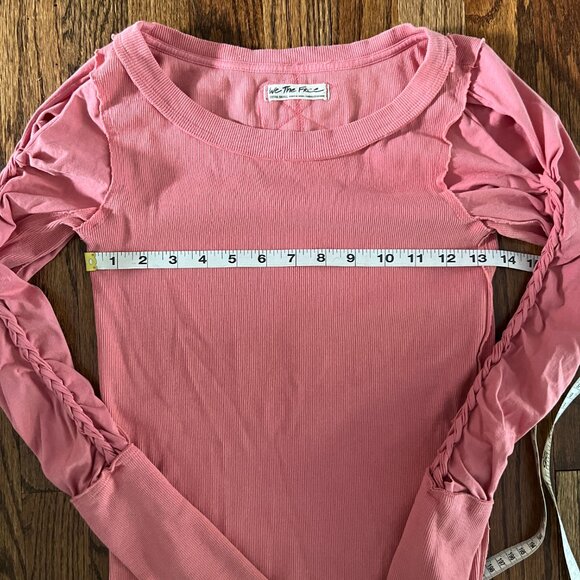 Free People Pink Daisy Chain Chain Cuff Long Sleeve Ribbed Cold Shoulder Top - Picture 10 of 10